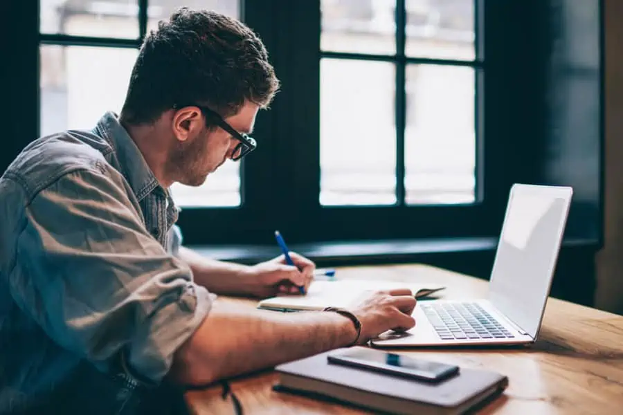 What Journalists Get Wrong About Explaining Complex Topics